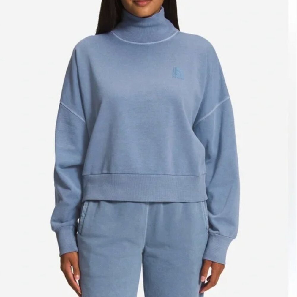 The North Face | Garment Dye Mock Neck Pullover Sweatshirt in Folk Blue | Medium